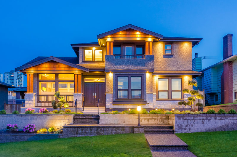 Exterior lighting installation in Ottawa